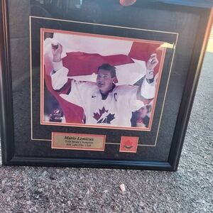 Framed Mario Lemieux Hockey Photo